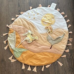 Round Play Mat with Sun and Nature Motifs